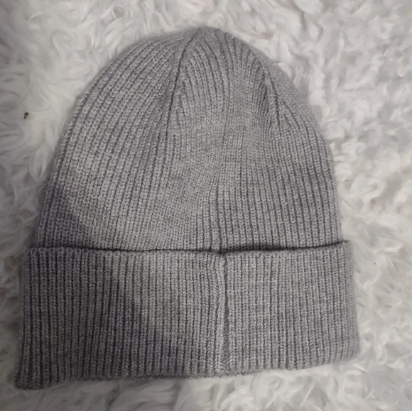 Getty Gray Knit Beanie - Picture 3 of 5